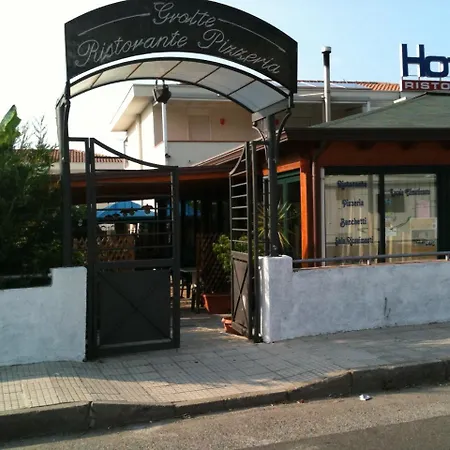 H Grotte 리조트